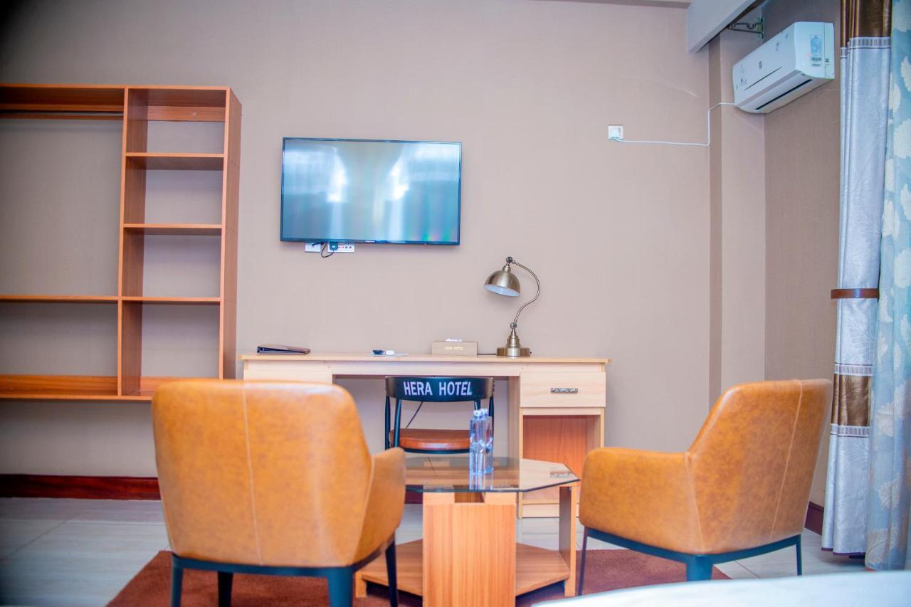 Hera Hotel Кампала Экстерьер фото